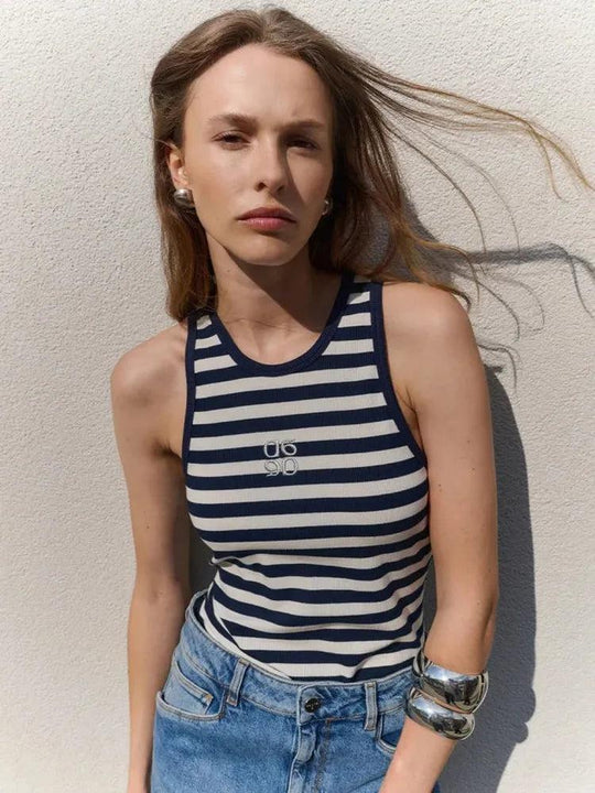 Monogram Tanktop – Stilvolles Must-have mit gesticktem Logo