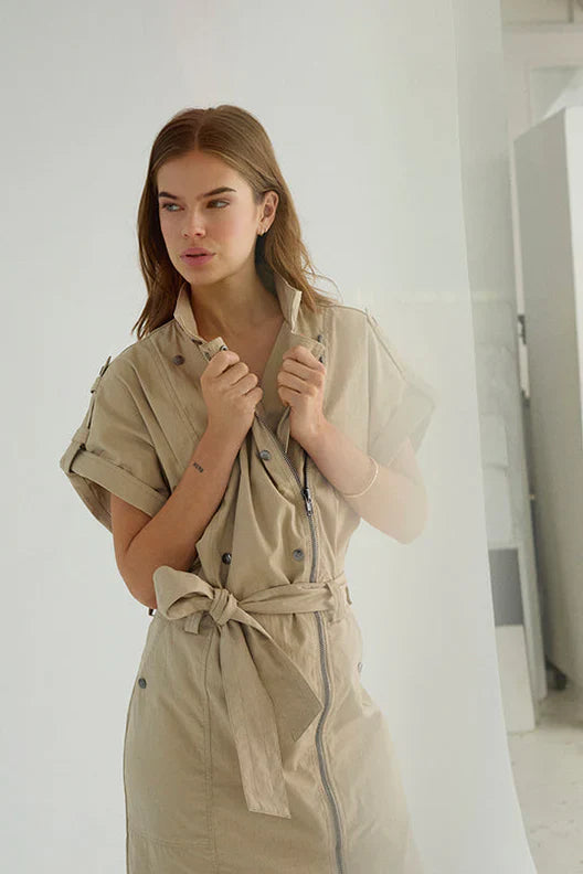 Kleider Röcke Jumpsuits