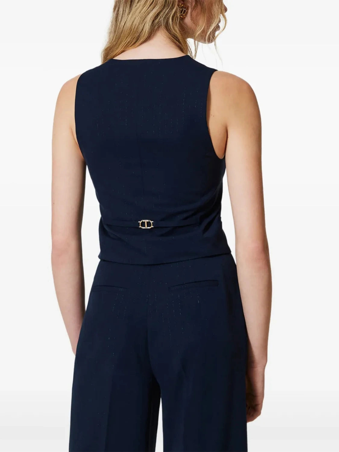 Dunkelblaue TWINSET Weste mit Lurex-Nadelstreifen und goldener Schnalle am Rücken.