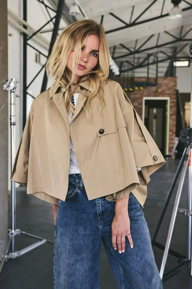 Stylische khakifarbene Trenchjacke von Co'Couture – dein Must-Have für jede Saison-Co'couture-HEIDA Fashion