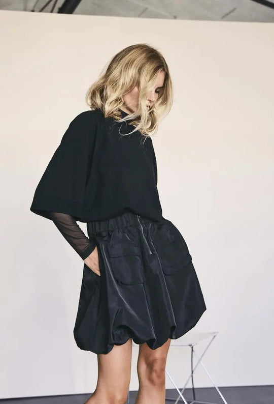 Schwarzer Ballonrock von Co'Couture – Ein Must-Have für jede Garderobe-Co'Couture-HEIDA Fashion