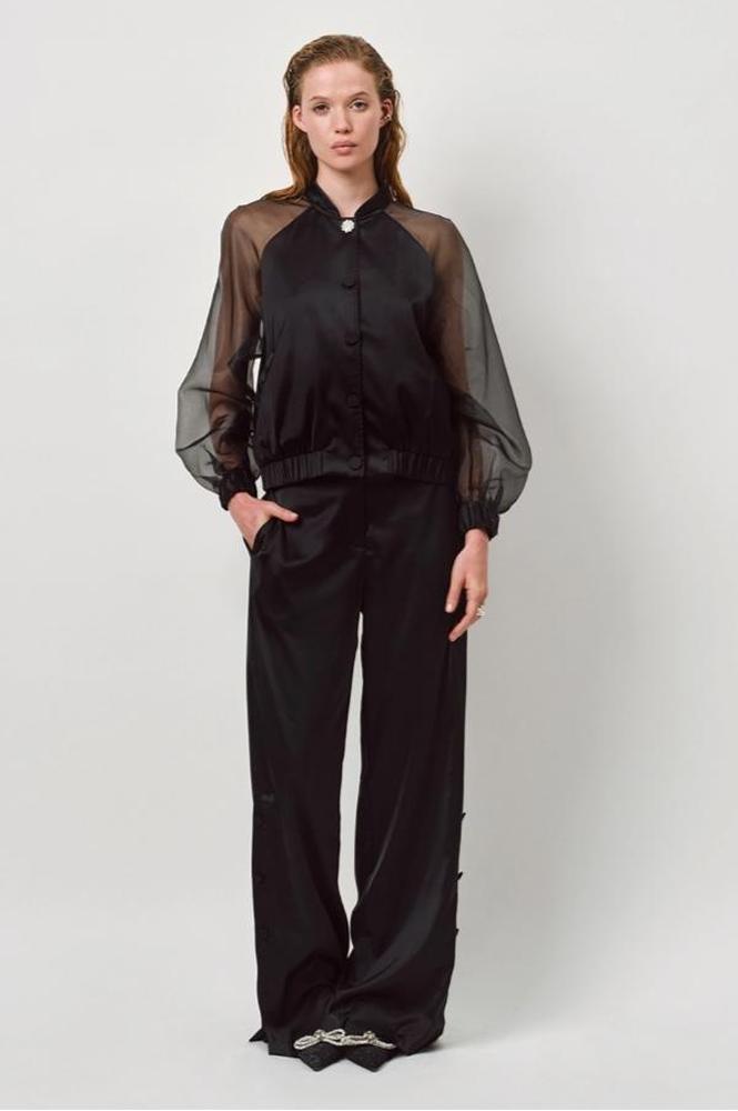 Schwarze Bomberjacke