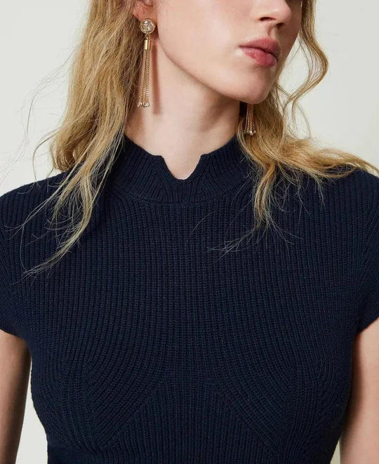 Kurzärmeliger Strickpullover aus Viskose und Stretch