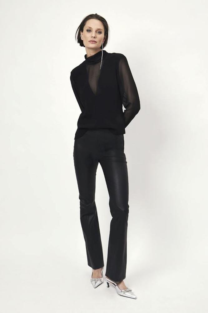 Transparentes Oberteil